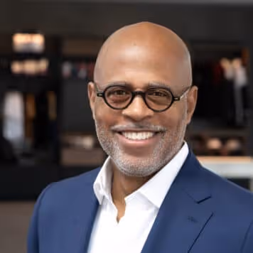 Photo of Maurice Davis