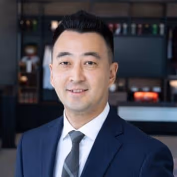 Photo of Cameron Lee